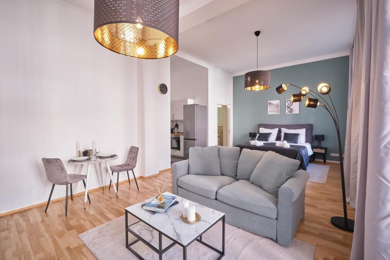 Historisches Deluxe Apartment Im Marianum Neuss Bagian luar foto