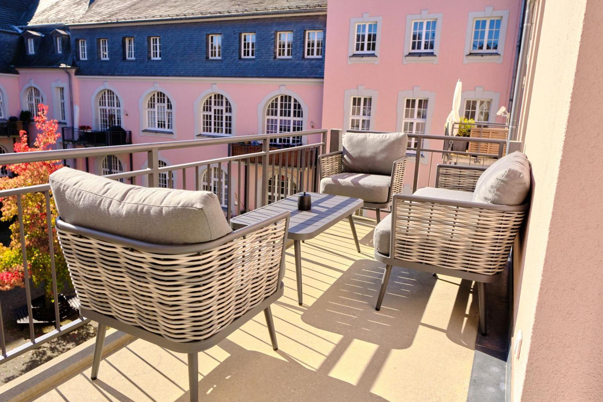 Historisches Deluxe Apartment Im Marianum Neuss Bagian luar foto
